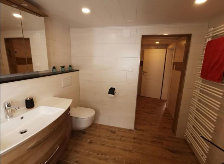 Apartment Chalet Im Sunnigen Usblick Wengen Ngoại thất bức ảnh
